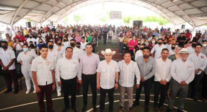 A favor de la educación gratuita en Sonora entregan apoyos a estudiantes en Benito Juarez