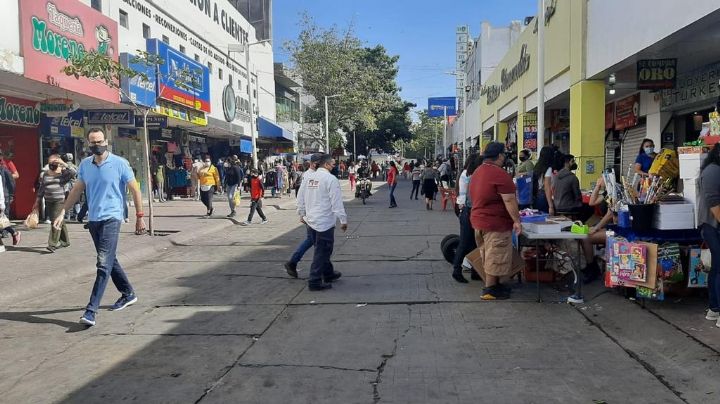 Hay cierres de negocios por falta de empleados en el centro de la ciudad; punto más critico en años