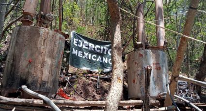 Ejército asegura 7 laboratorios de drogas en Sinaloa.