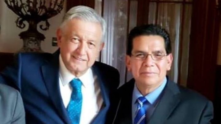 Evangélicos salen en defensa de AMLO... y 'embisten' a Iglesia católica