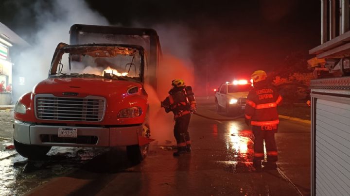 Bloqueos: fueron 6 vehículos y una tienda de conveniencia incendiadas en Zapopan