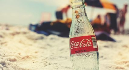 Coca-Cola: La curiosa historia de la botella verde de más de 100 años