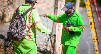 Eliminan contaminación visual con retiro de cableado en Santiago NL