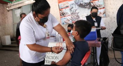 Piden autoridades a padres llevar a vacunar a sus hijos contra COVID