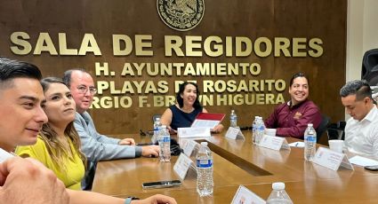 Firman INDIVI y ayuntamiento de Playas de Rosarito convenio de regularización de tierra