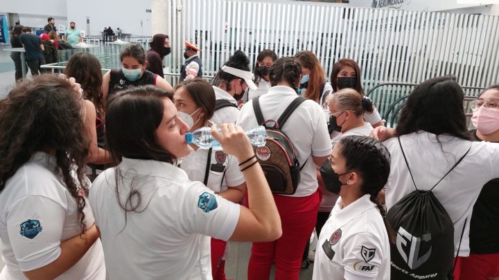 Futbol americano: Jugadoras de la selección, sin boleto, comida ni apoyo para ir al mundial