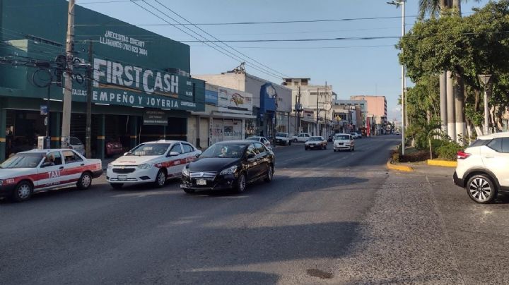 Amplían descuentos a automovilistas para el canje de placas