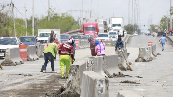 Reparan puente vehicular y habilitan carril de contraflujo en Escobedo NL