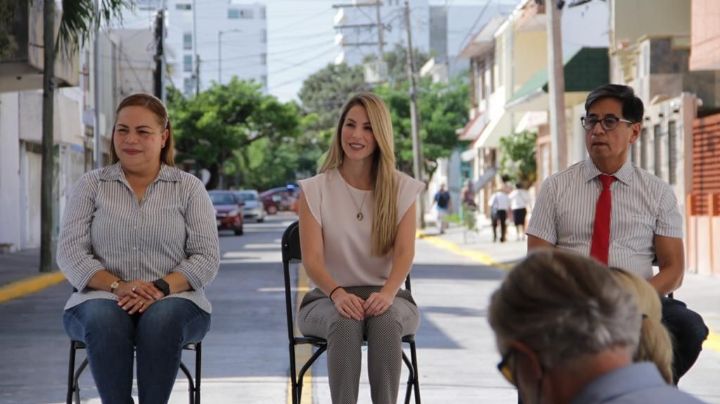 Repavimentación con concreto hidráulico en el Fraccionamiento Reforma