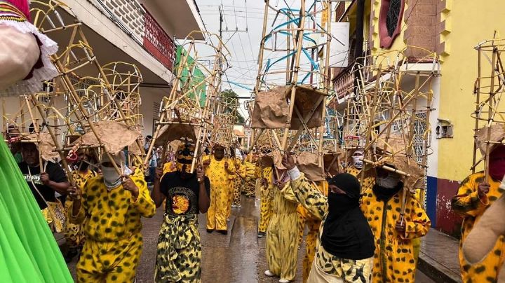 “La Tigrada”, el rugido de celebración con música y mezcal de gran tradición en Chilapa de Álvarez