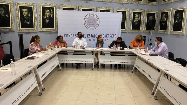 Participa la SAIA en mesa de trabajo en el Congreso del Estado para solucionar conflicto social en Xalpatláhuac