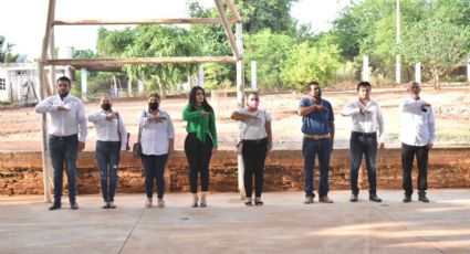 Ana Karen Val anuncia obras en jardín de niños y primaria de El Saladito