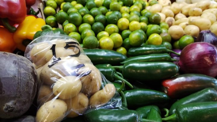 Cocinas económicas incrementan precios por alza de verduras