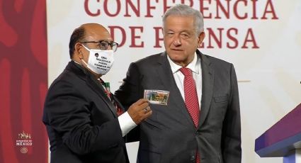 (VIDEO) AMLO le hace 'el año' a Lord Molécula en la 'mañanera'