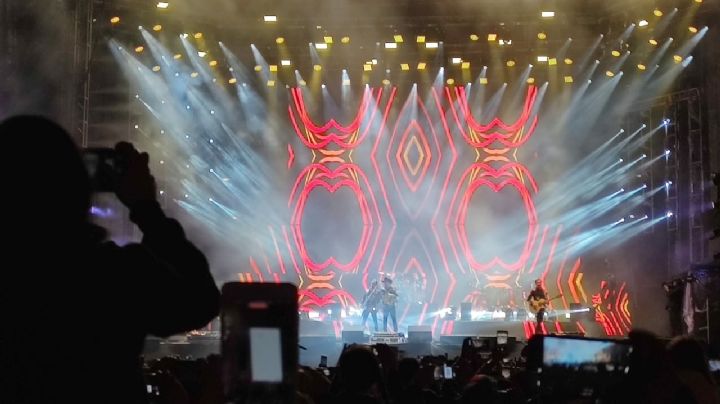 (VIDEO) Grito de Independencia: El mensaje de los Tigres del Norte desde el Zócalo