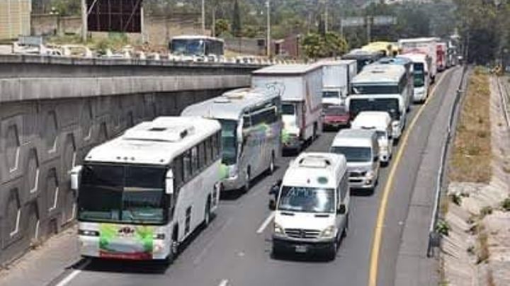 Inseguridad en carreteras: Robos, voladeros de llantas y reparación de unidades; el pan de cada día