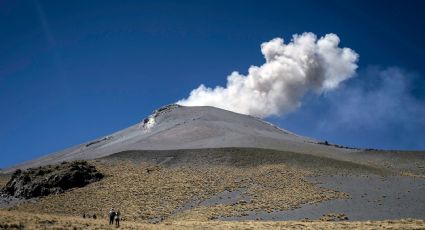 Don Goyo anda 'nervioso': volcán hace exhalación... y caerá ceniza en Puebla y Morelos