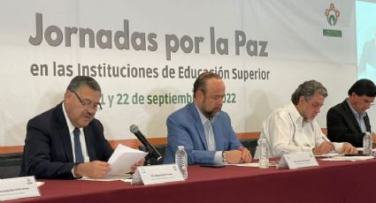 Presenta Rector de la UANL libro sobre la paz a través de la educación