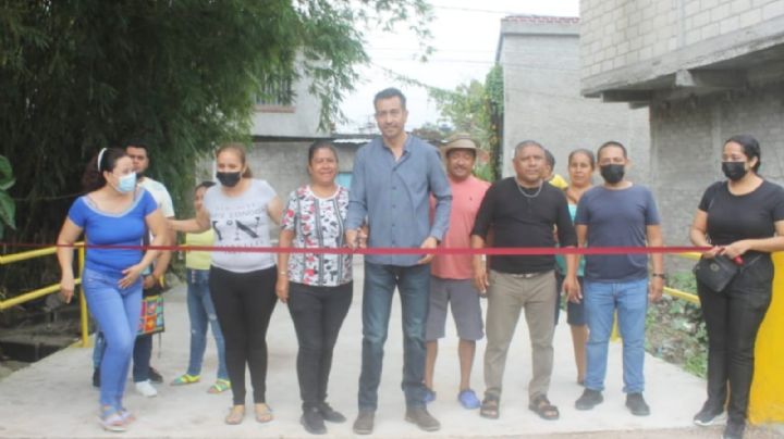 El diputado Arturo Pérez Flores inaugura paso vehicular en Jojutla