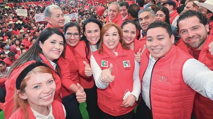 Alejandra del Moral se registra como precandidata; busca defender a familias mexiquenses