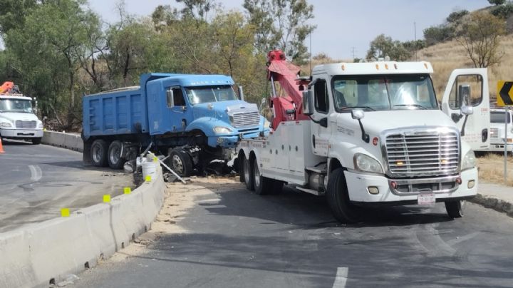 Tercia de accidentes en vialidades primarias de la zona metropolitana de Querétaro