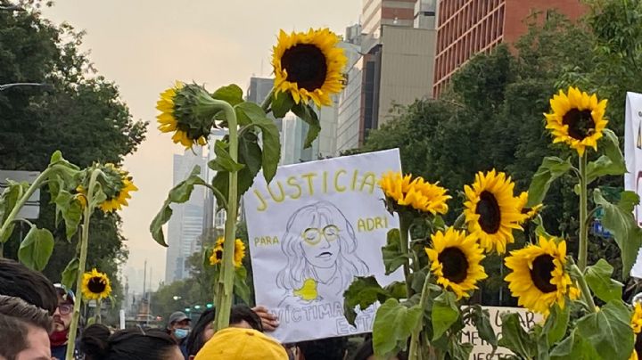 Girasoles y justicia: Marchan en memoria de Yaretzi Adriana y por un Metro seguro