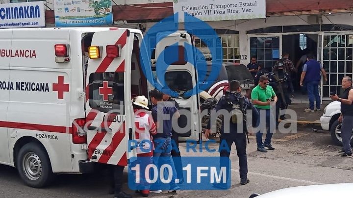 Código Rojo: Balean oficinas de Transporte Público