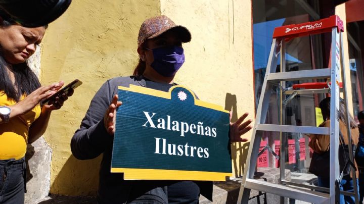 Feminizan calles en Xalapa para honrar a xalapeñas ilustres: "el chiste es nombrarnos"