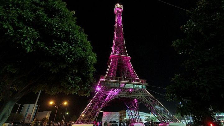 La réplica de la Torre Eiffel, más grande de América Latina, se encuentra en la Laguna