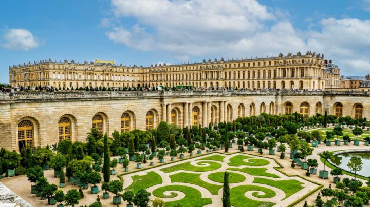 Caos en Francia: alertas de bomba provocan el cierre del Palacio de Versalles y Louvre