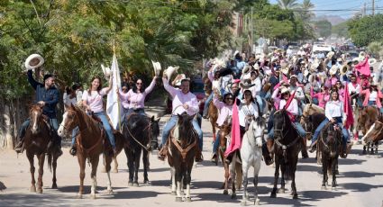 Encabezan Toño Astiazarán y Patty Ruibal Cabalgata contra el Cáncer en Kino Fest