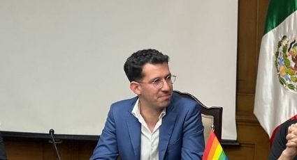 Juan Pablo Delgado, activista LGBT, se registra para diputado federal por MC