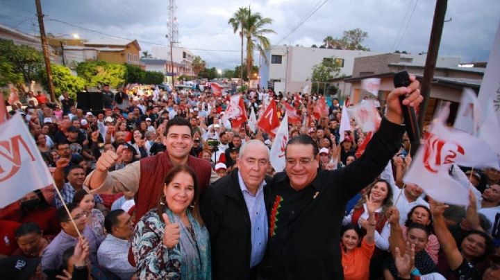 Manuel Cota hace oficial su registro para la presidencia municipal de La Paz