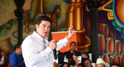 'Hay tres tipos de tequila, el añejo, blanco, o el que está de moda el fosfo fosfo', dice Samuel