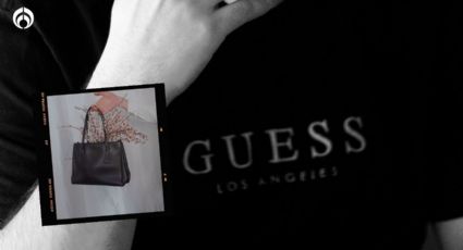 El bolso en color negro y elegante de la marca Guess que Coppel tiene baratísimo