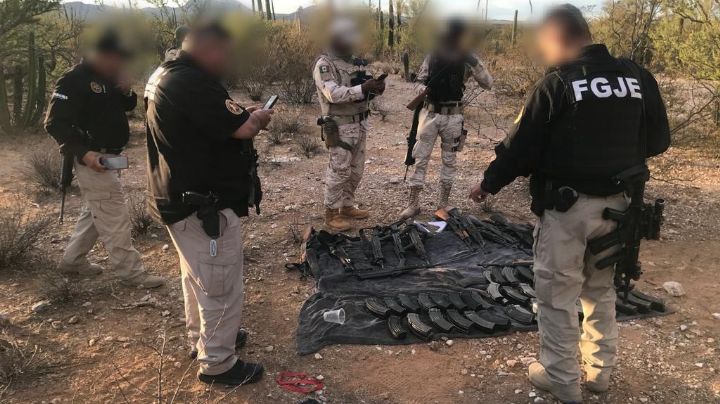 Aseguran arsenal y vehículos en operativo coordinado con fuerzas federales en Sonora