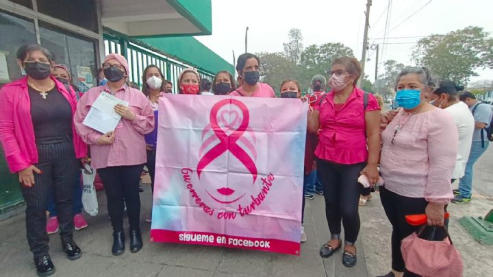 Pacientes con cáncer sufren por falta de medicamentos: "Quiero vivir y seguir viviendo a mis hijos"