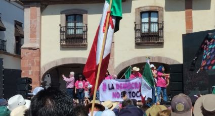 Marcha pacífica con mensaje contundente: "El INE y la democracia no se tocan"