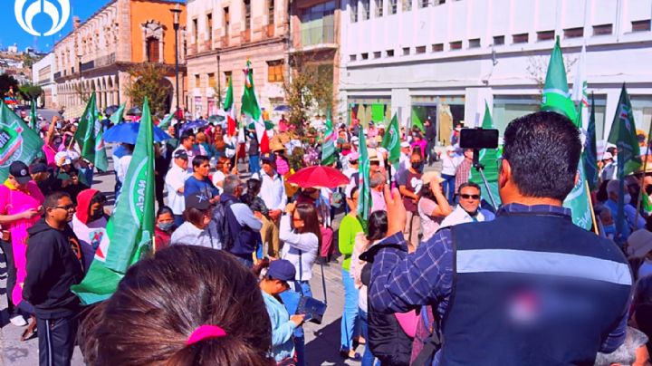 Protestan en contra de reforma electoral y en defensa del INE en Tabasco