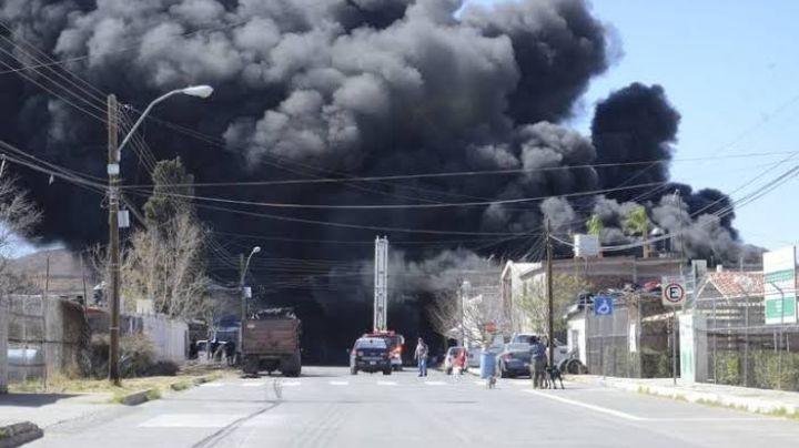 Llama Bomberos a empresarios a cumplir con normatividad contra incendios