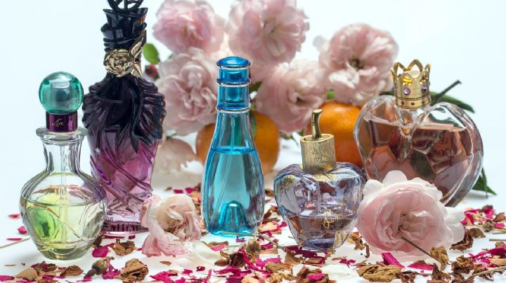 ¿Cuál es la forma correcta de ponerse perfume? Lo has hecho mal