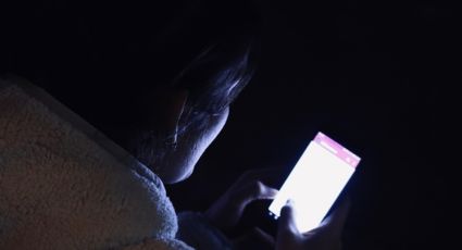 ¿Por qué no debes usar el celular antes de dormir? Esta es la razón