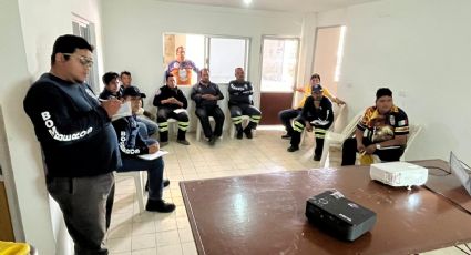 Bomberos de La Antigua se capacitan en temas prehospitalarios con personal médico