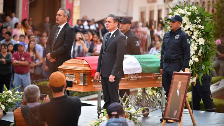 Rinden homenaje a Alejandro Camacho subsecretario de seguridad asesinado