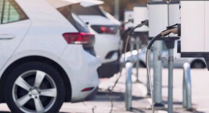 Ante el 'boom' de electromovilidad buscan crear centros de carga comunitarios para autos electricos