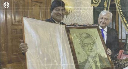 El regalo de Evo a AMLO: un retrato hecho con hoja de coca (FOTO)