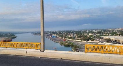 Falta de barandal en Puente Tampico expone a cientos de automovilistas