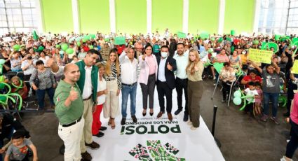 Gobierno de San Luis Potosí entrega apoyos a madres solteras y adultos mayores