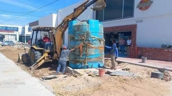 Hallan otraaa cisterna enterrada en vía pública huachicoleando agua en La Paz