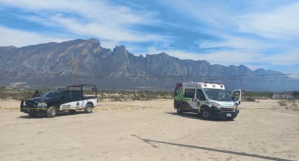 Localizan cuerpo maniatado en terreno baldío en García NL